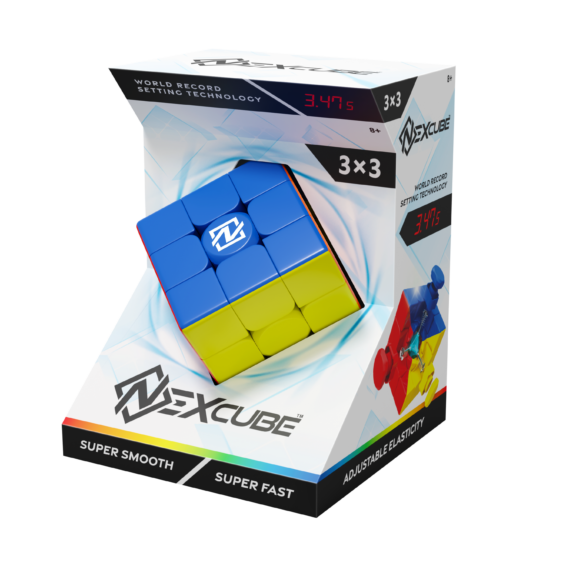 De verpakking van de speedcube Nexcube 3x3 Classic vanuit een rechterhoek