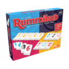 De doos van het strategische bordspel Rummikub Twist vanuit een linkerhoek