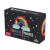 De doos van het strategische partyspel Rainbow Pirates vanuit een rechterhoek