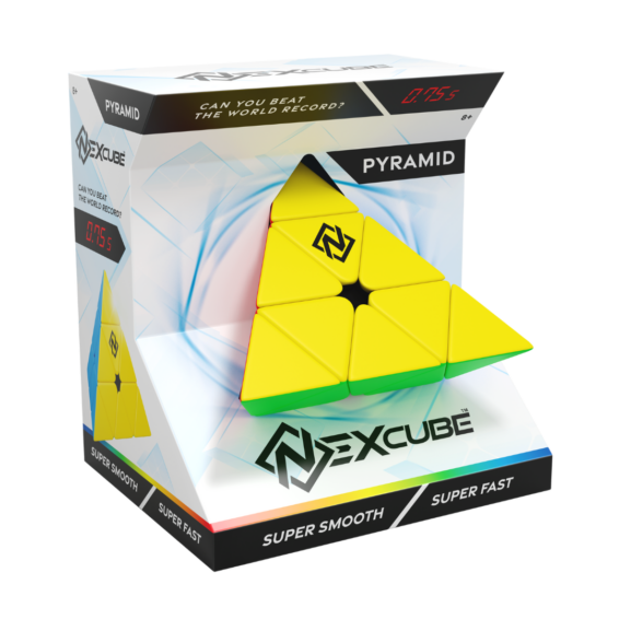 De doos van de Nexcube Pyramid vanuit een linkerhoek