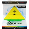 De voorkant van de doos van de Nexcube Pyramid